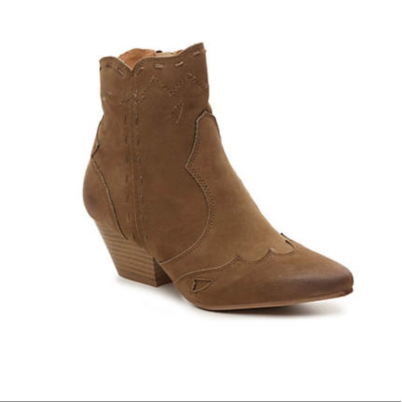 Taupe Oiled Rubbed Pointy Toe Stitched Cowboy Boot - Picture 2 of 6